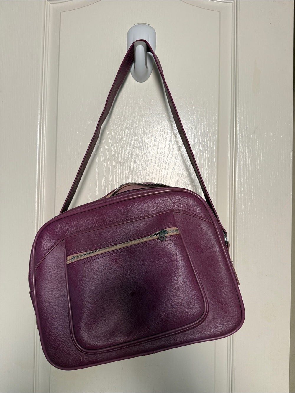 Vintage American Touristed Purple Leather Crossbody Carry-On Bag